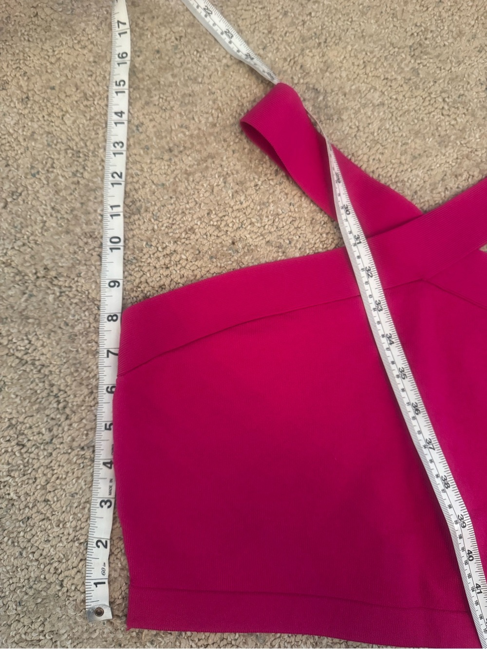 Aritzia Babaton Cross-Back Crop Top in Hot Pink - Picture 4 of 4